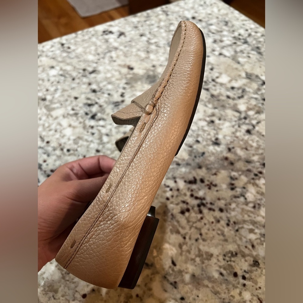 Talbots Women’s Light Tan Leather Loafers Size 7.5 - Picture 6 of 9